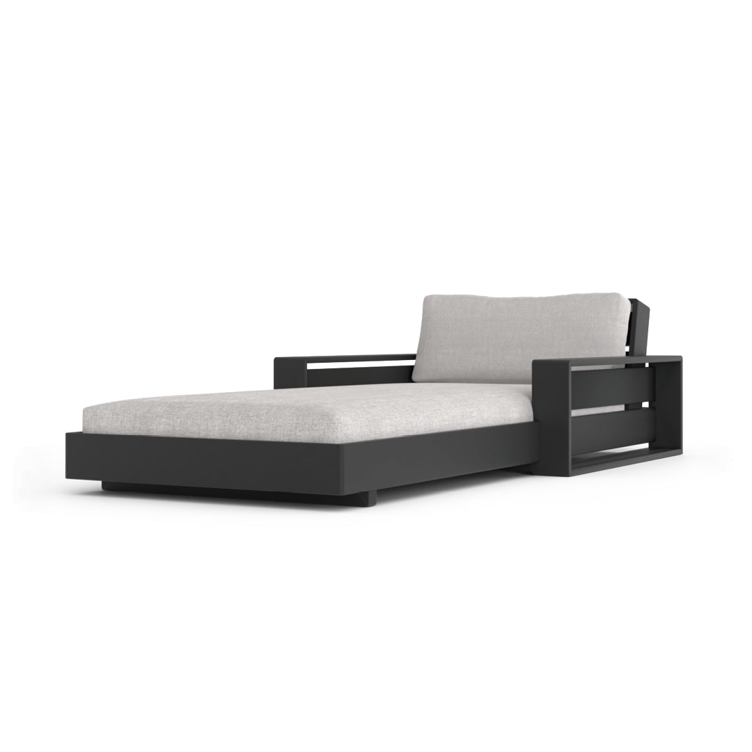 The FYRST Low Lounger
