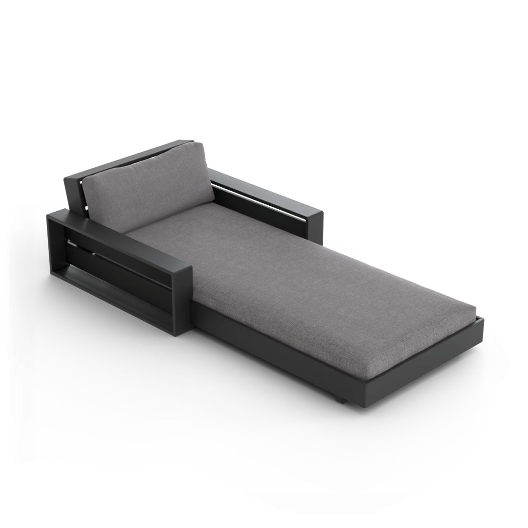 The FYRST Low Lounger
