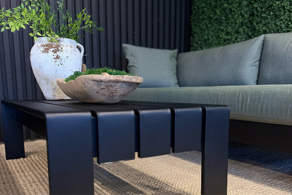 From Summer to Fall: Simple Ways to Transition Your Outdoor Space