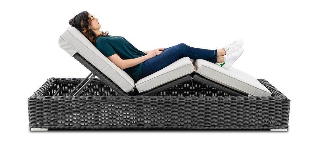 Single Lounger with adjustment